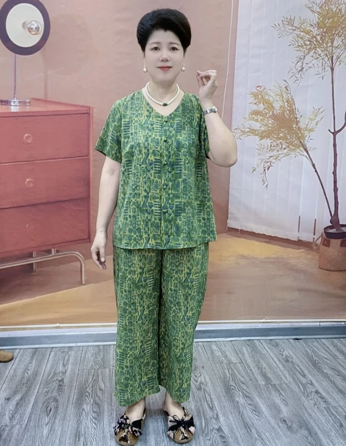 中老年女装奶奶夏装两件套时尚大码睡衣少女风