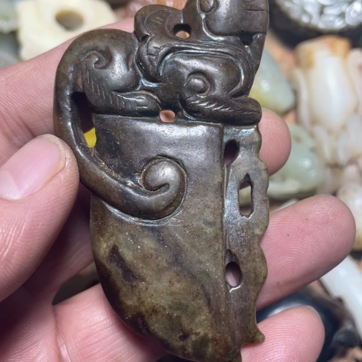 和田玉（糖玉）未镶嵌颈饰