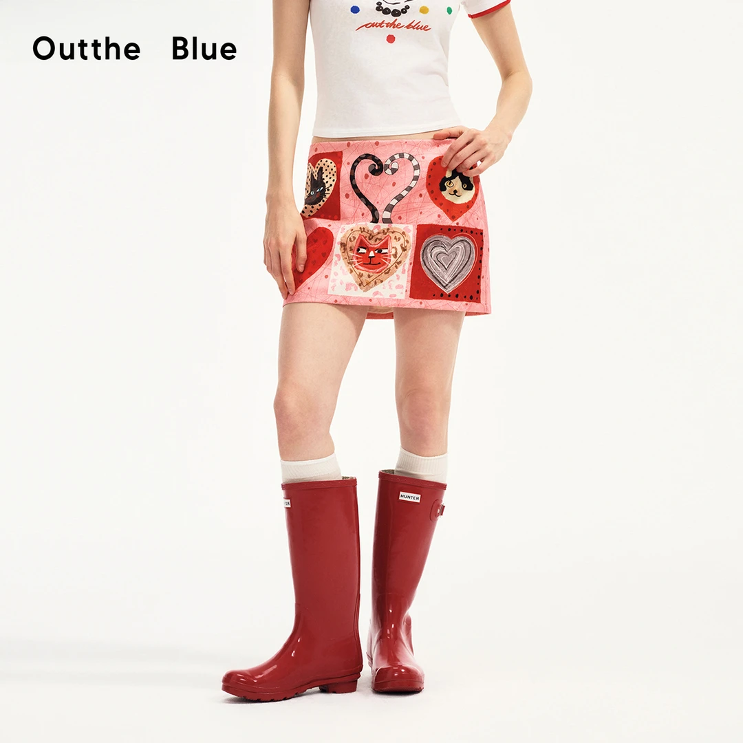 Outthe Blue“猫步红桃k”夏季新款个性印花暗纹直筒半身短裙裤女