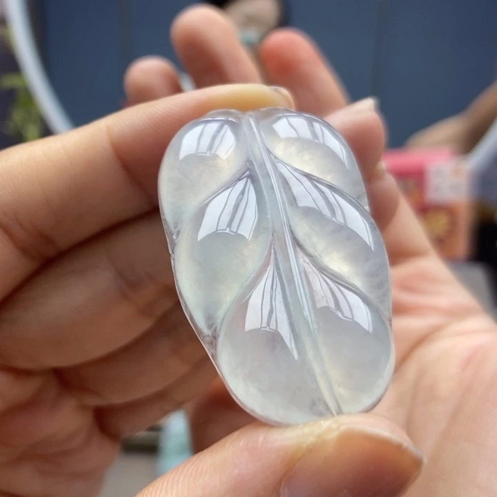 翡翠未镶嵌颈饰吊坠24