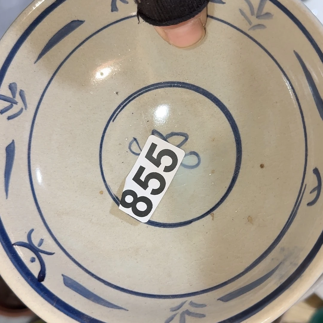 小***伟茶盏我不敢看电视