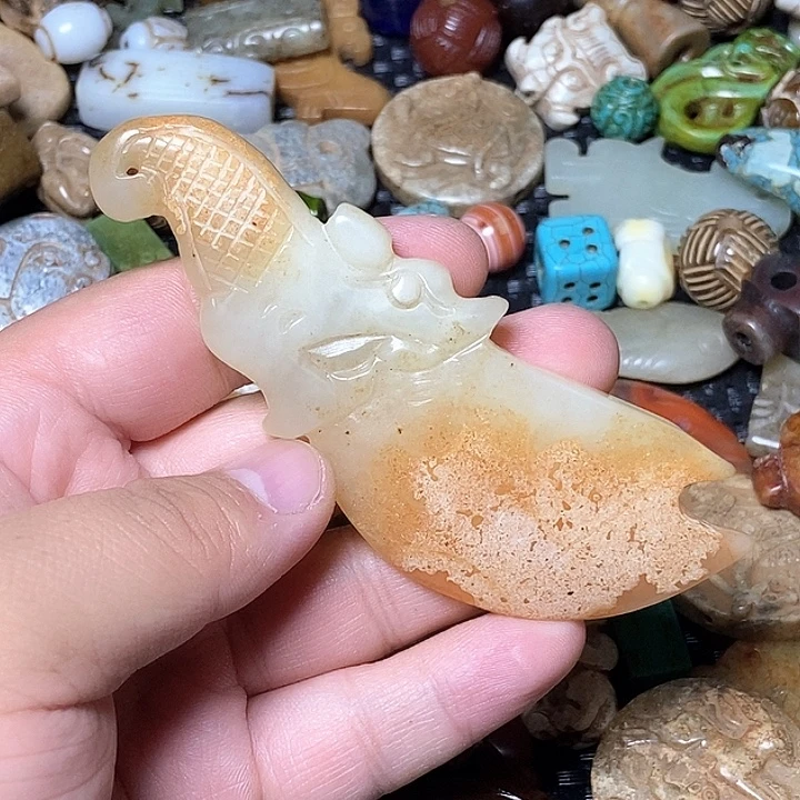 和田玉未镶嵌颈饰80