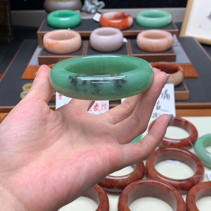 @***宝石英质玉（非洲翠）合金佘太翠