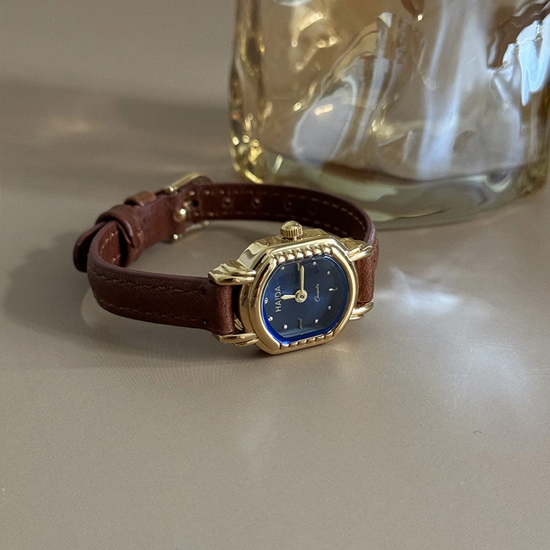 鹿娜Rune皇家蓝小乡风贵气小众小巧方形女士手表防水女士腕表ins