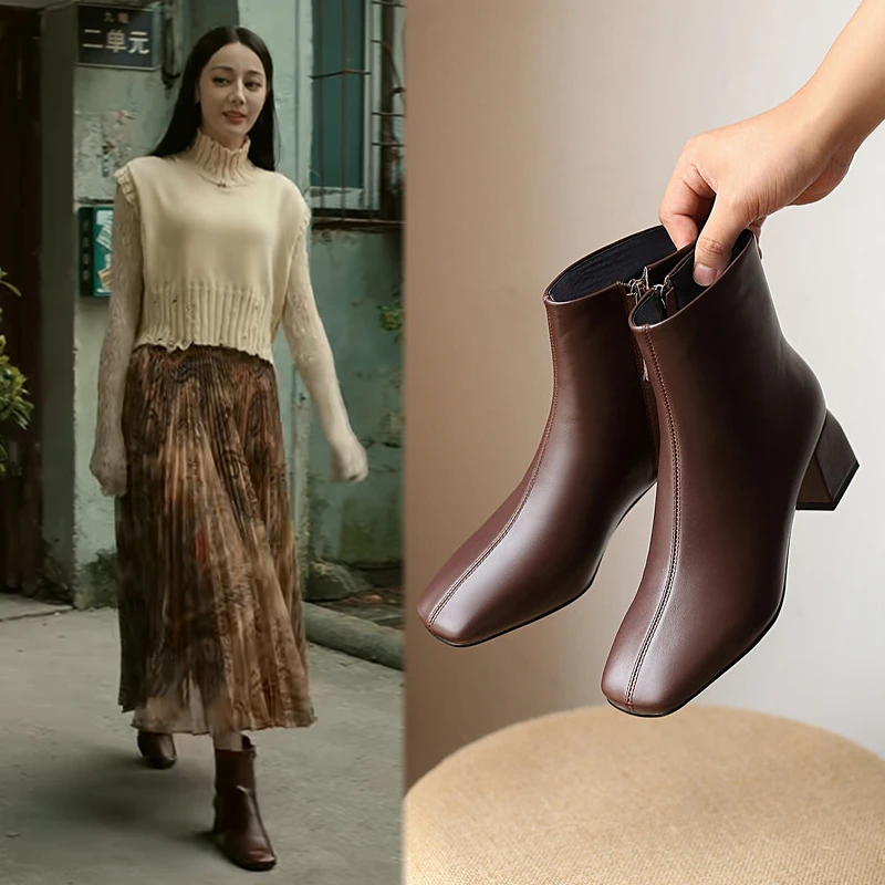 枭起青壤迪丽热巴聂九罗同款短靴法式复古棕色2025新款粗跟加绒冬