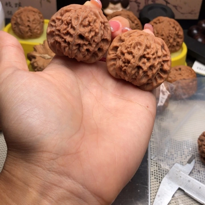 吊坠文玩核桃41尺寸核王