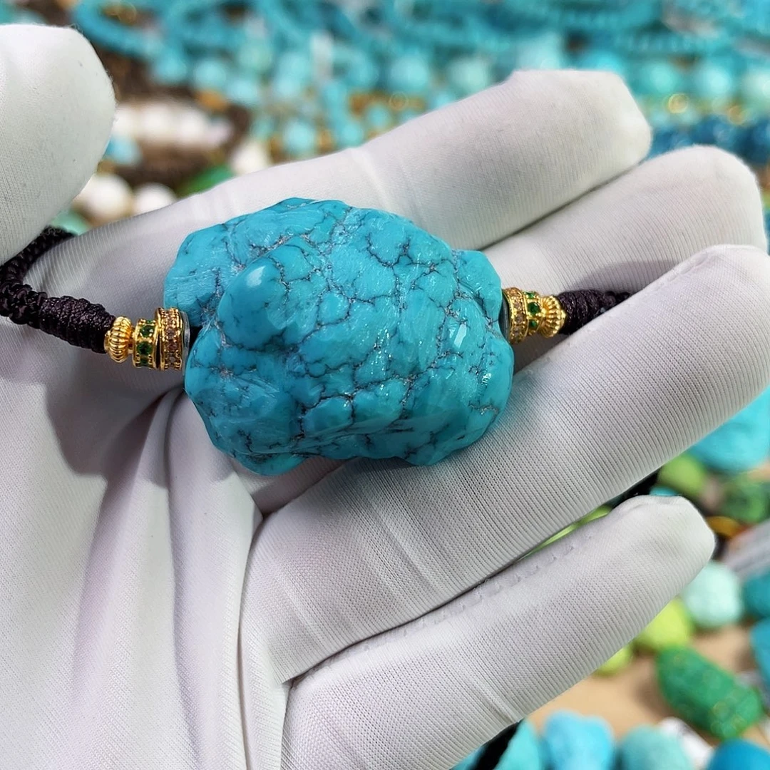 绿松石未镶嵌珠宝奇石