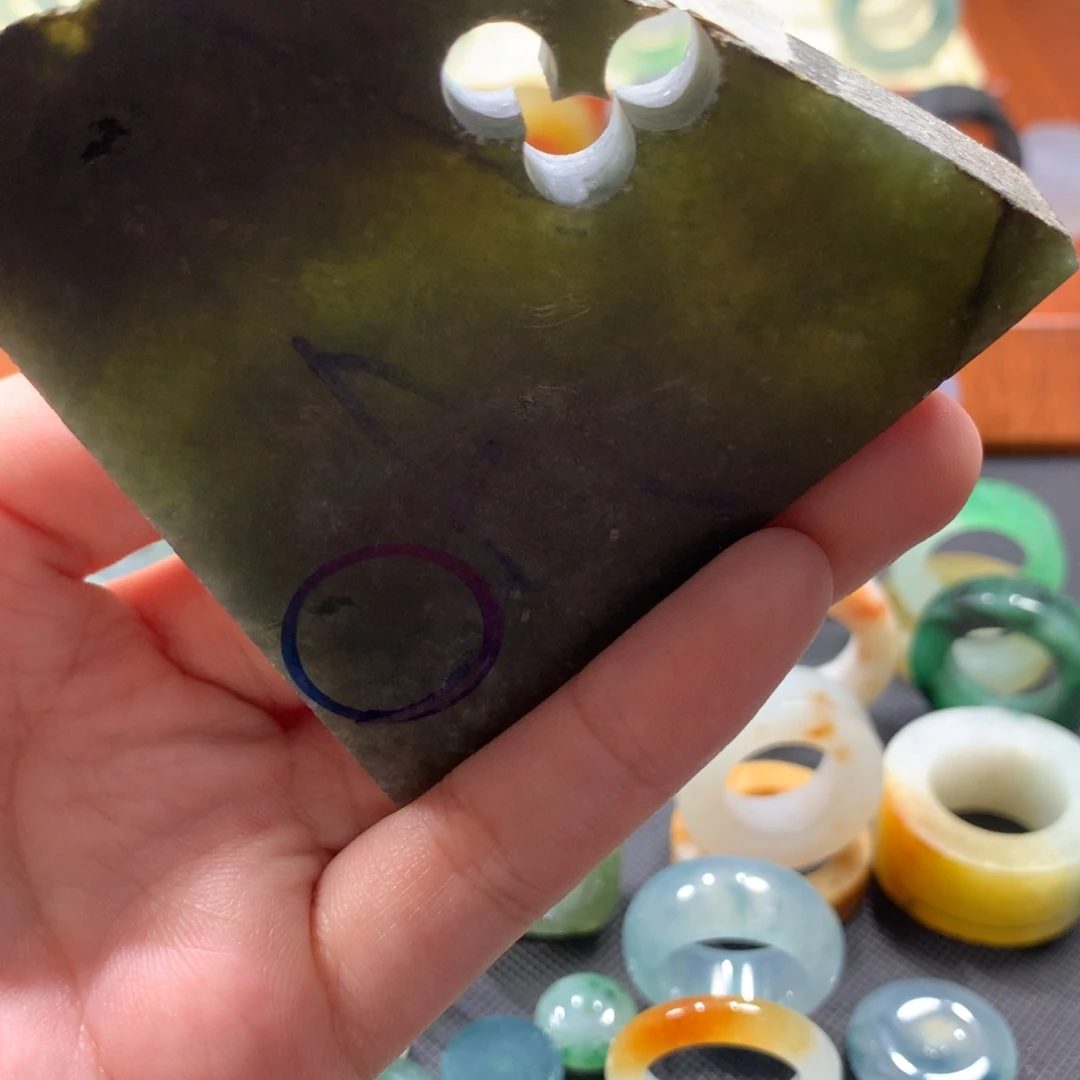 定制翡翠未镶嵌夜***蓝翡翠