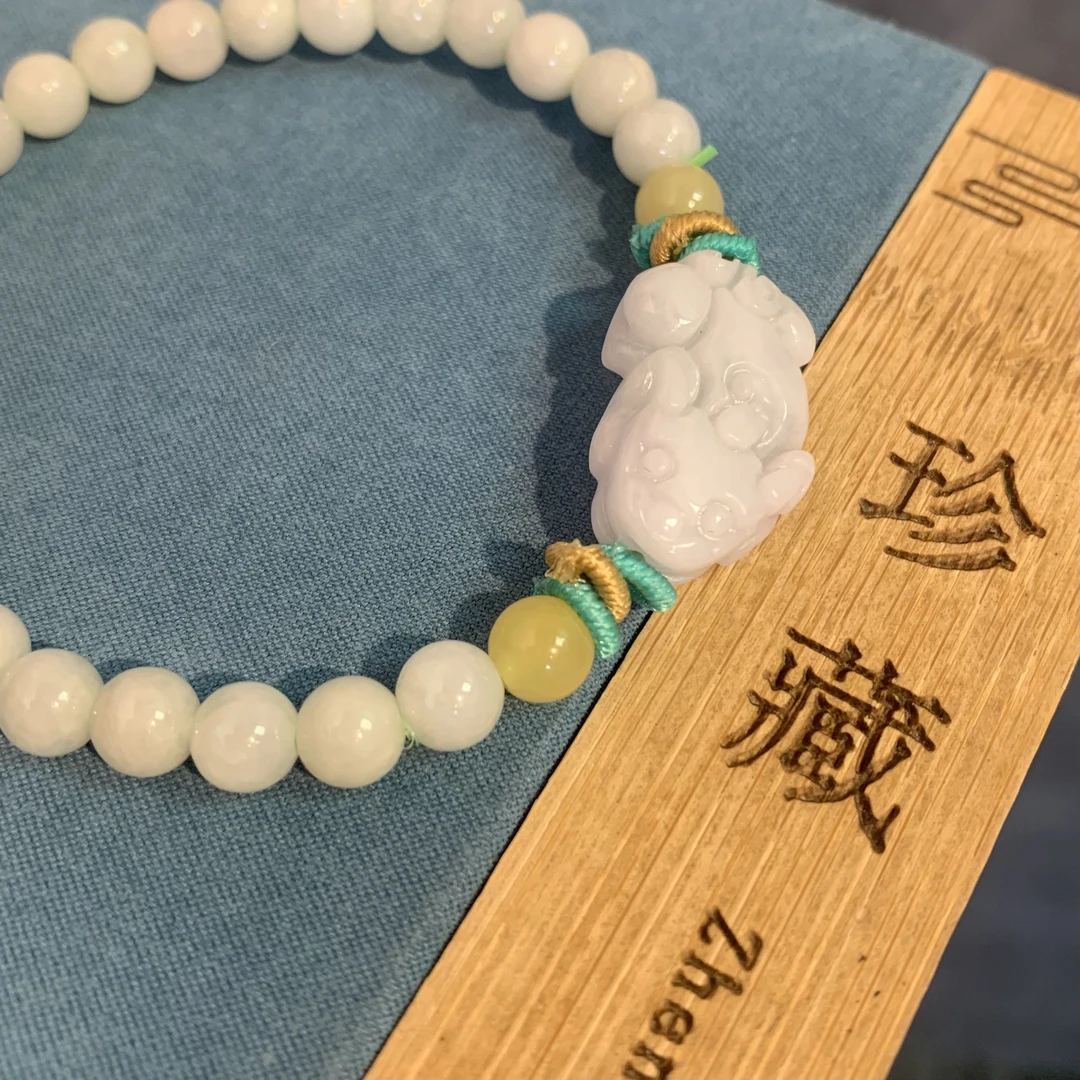 点苍翠翡翠貔貅手串男女同款显白温柔吸米纳福
