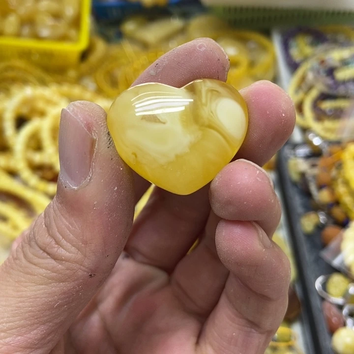 裸石蜜蜡未镶嵌吊坠