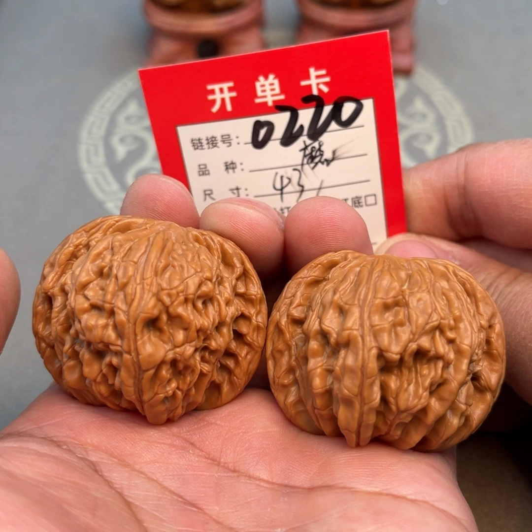 文玩核桃吊坠文玩