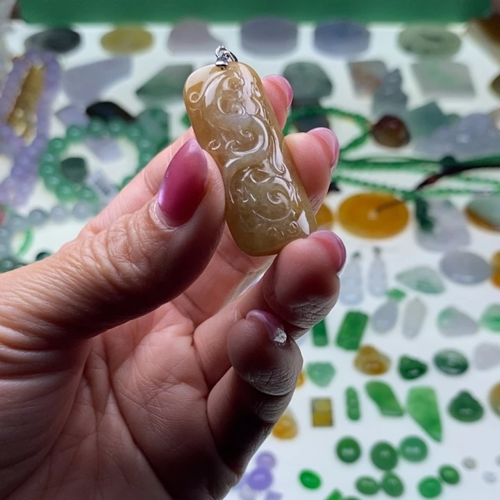 翡翠未镶嵌挂件天然翡翠