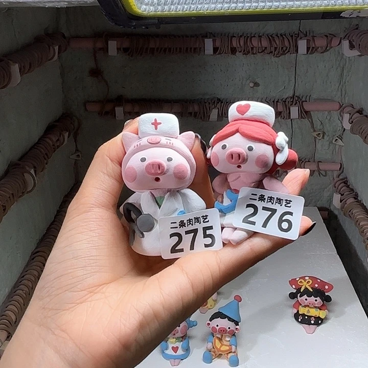 笨***茁摆件景德镇陶瓷手作摆件猪猪猪