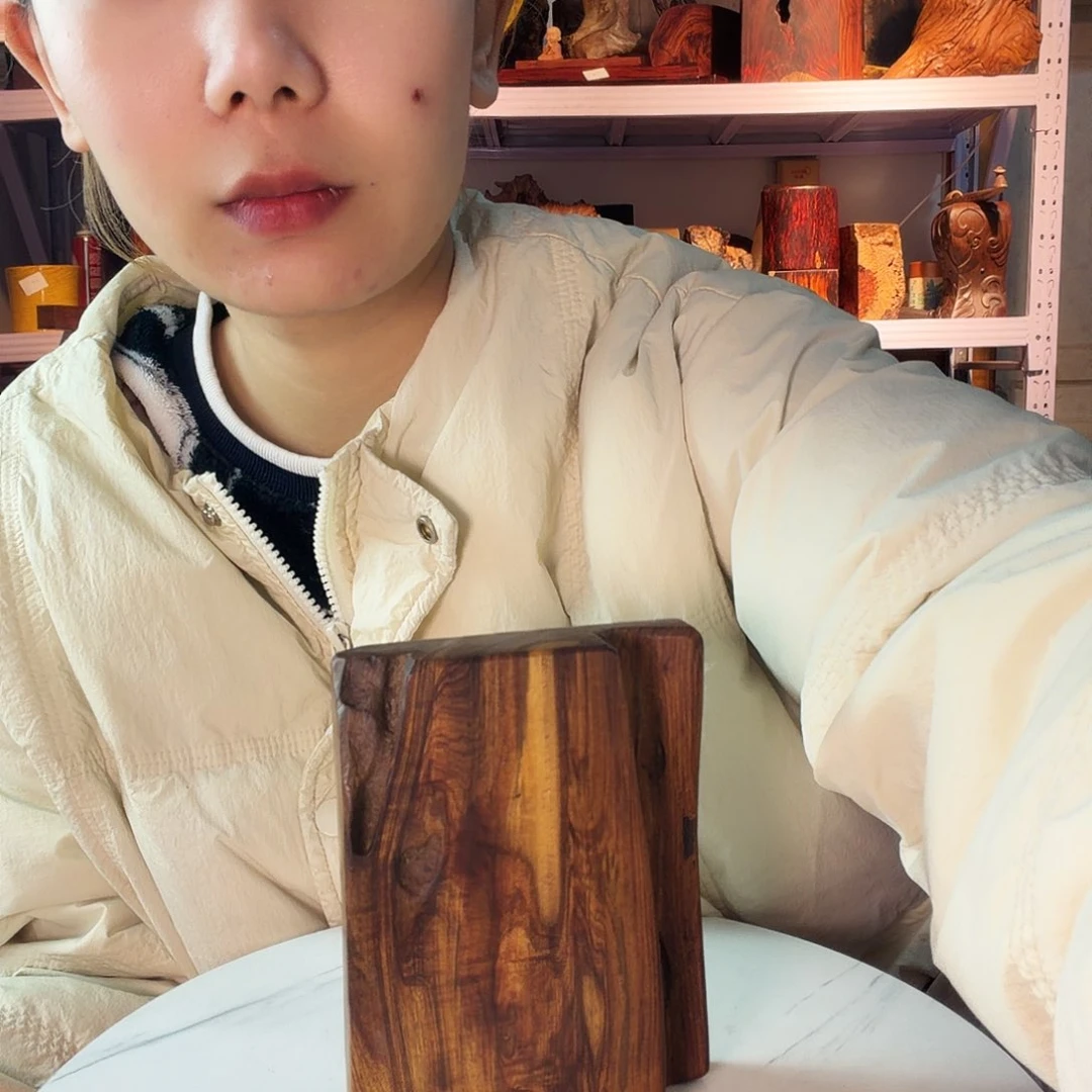 紫檀木类端景台小***瓜