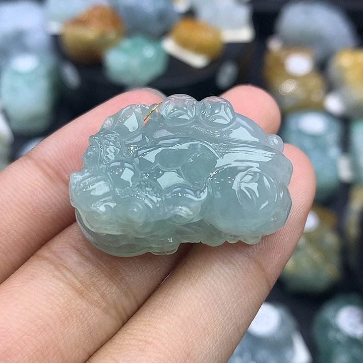 颈饰未镶嵌翡翠天然缅甸翡翠