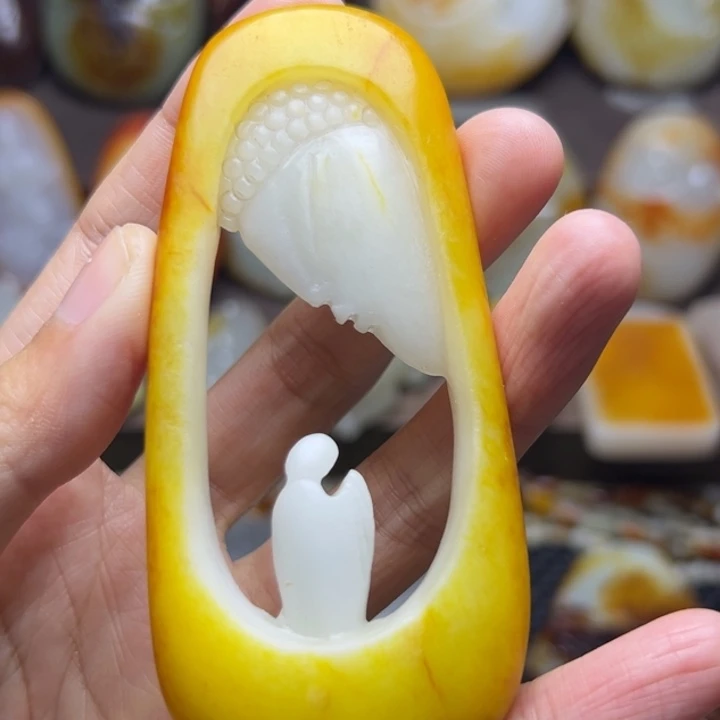 和田玉未镶嵌颈饰