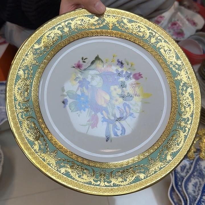 鹿与海陶瓷有限公司