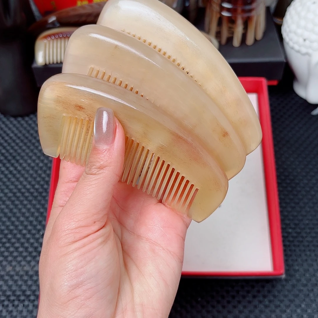 纯手工制作纯牛角梳子