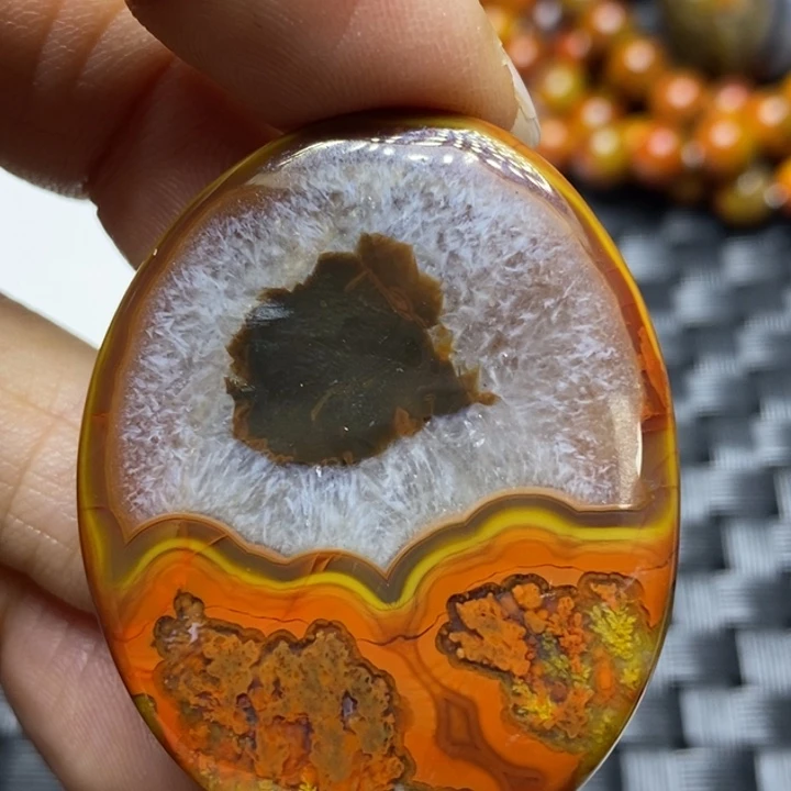 玛瑙/玉髓颈饰未镶嵌