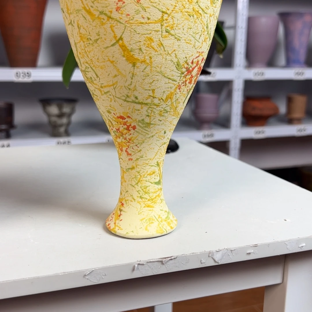 Y***）景德镇手工花盆有孔