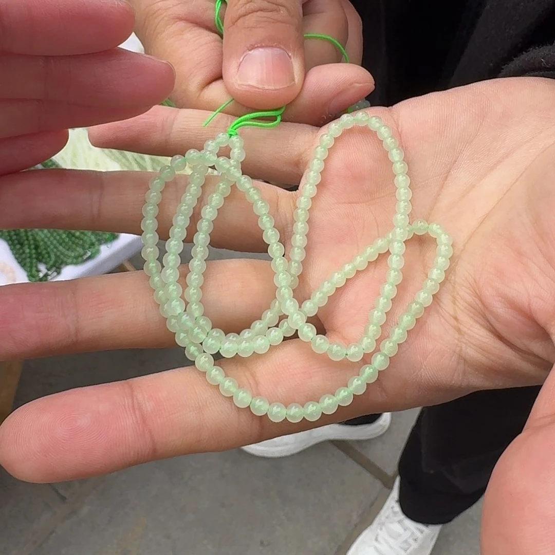 和田玉项链未镶嵌219黄哥卡4左右