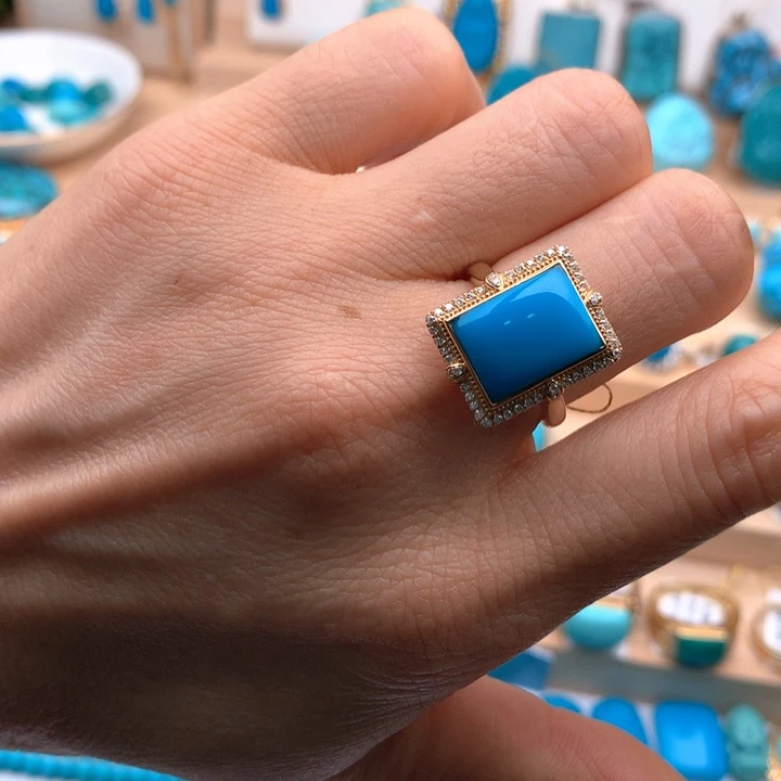 绿松石18K金镶嵌珠宝奇石