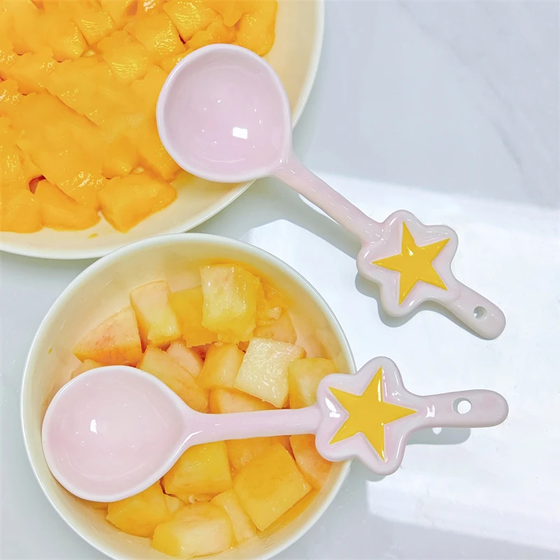 少女心粉色星星陶瓷勺子家用高颜值调羹甜品勺子卡通燕麦勺釉下彩