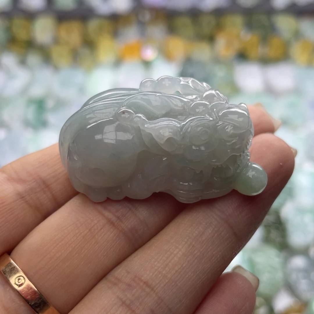 颈饰未镶嵌翡翠貔貅