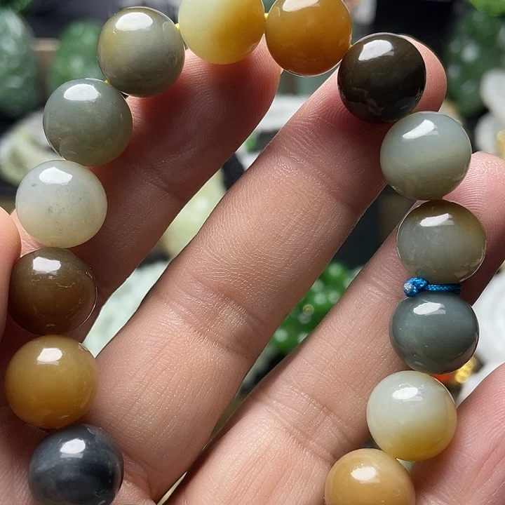 和田玉（糖玉）未镶嵌手链