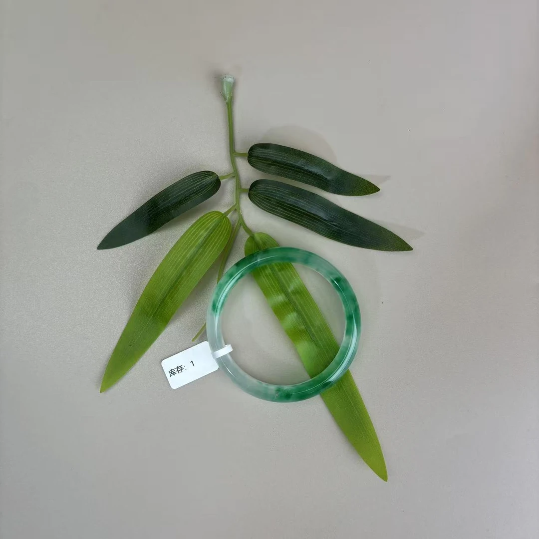 【尚御阁cl手镯带飘花