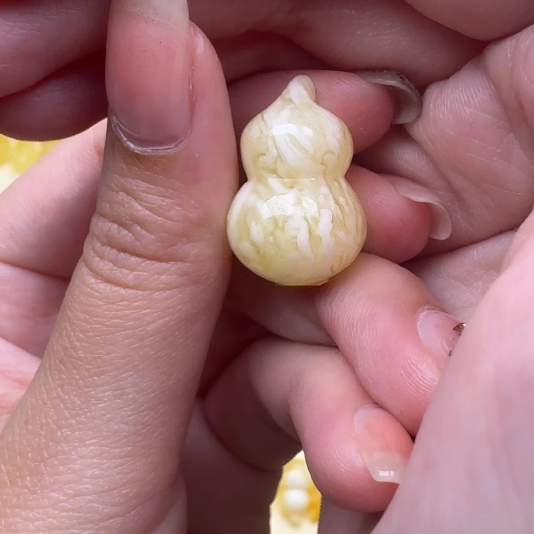 琥珀未镶嵌裸石22号