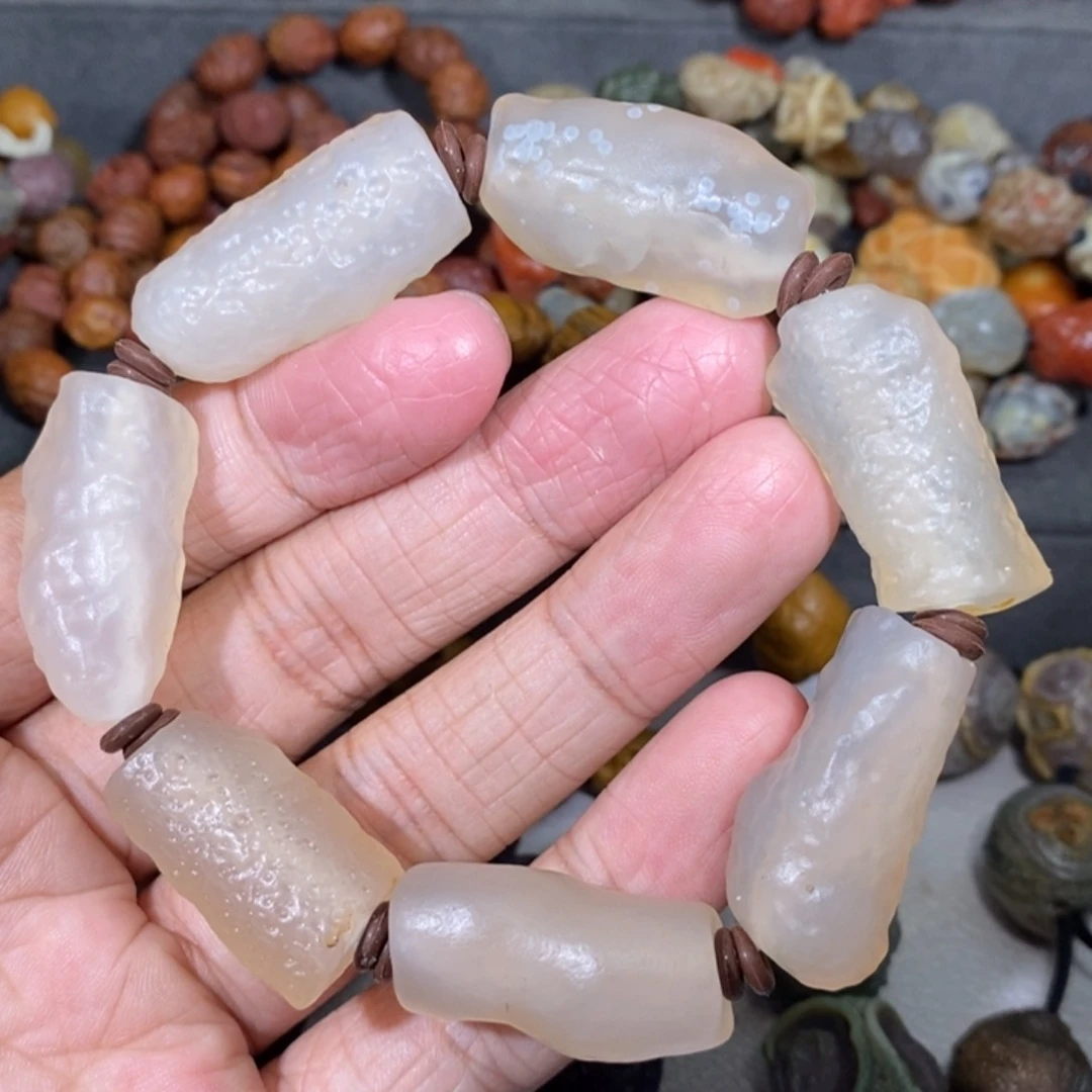 未镶嵌玛瑙/玉髓珠宝奇石