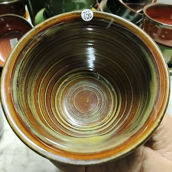 瓷片五厂，七厂各种摆件，瓷片，均有瑕疵！