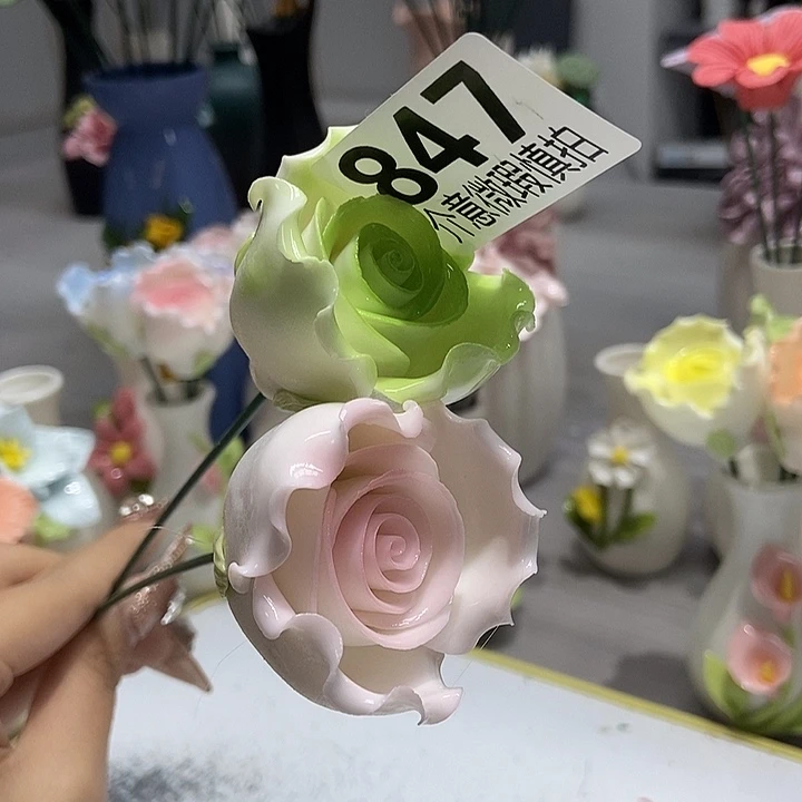 陶瓷纯手工捏花设计