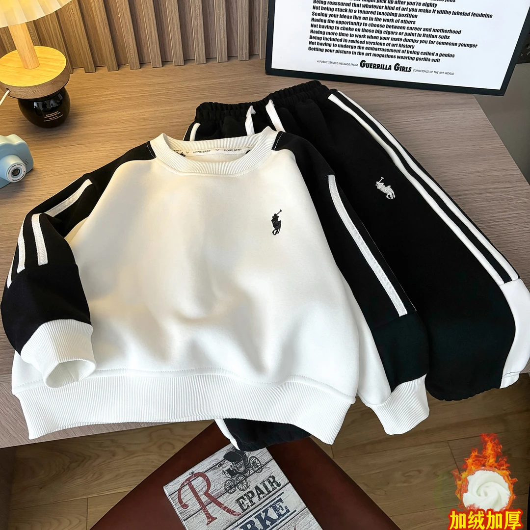 儿童加绒运动套装秋冬装2025新款男童一体绒保暖圆领套装