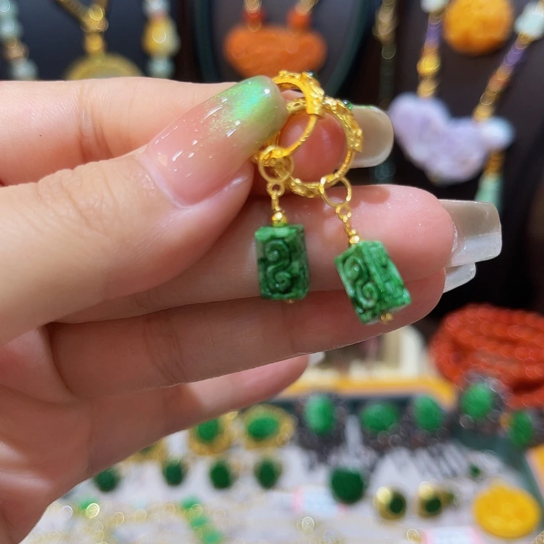 翡翠未镶嵌耳饰方糖7