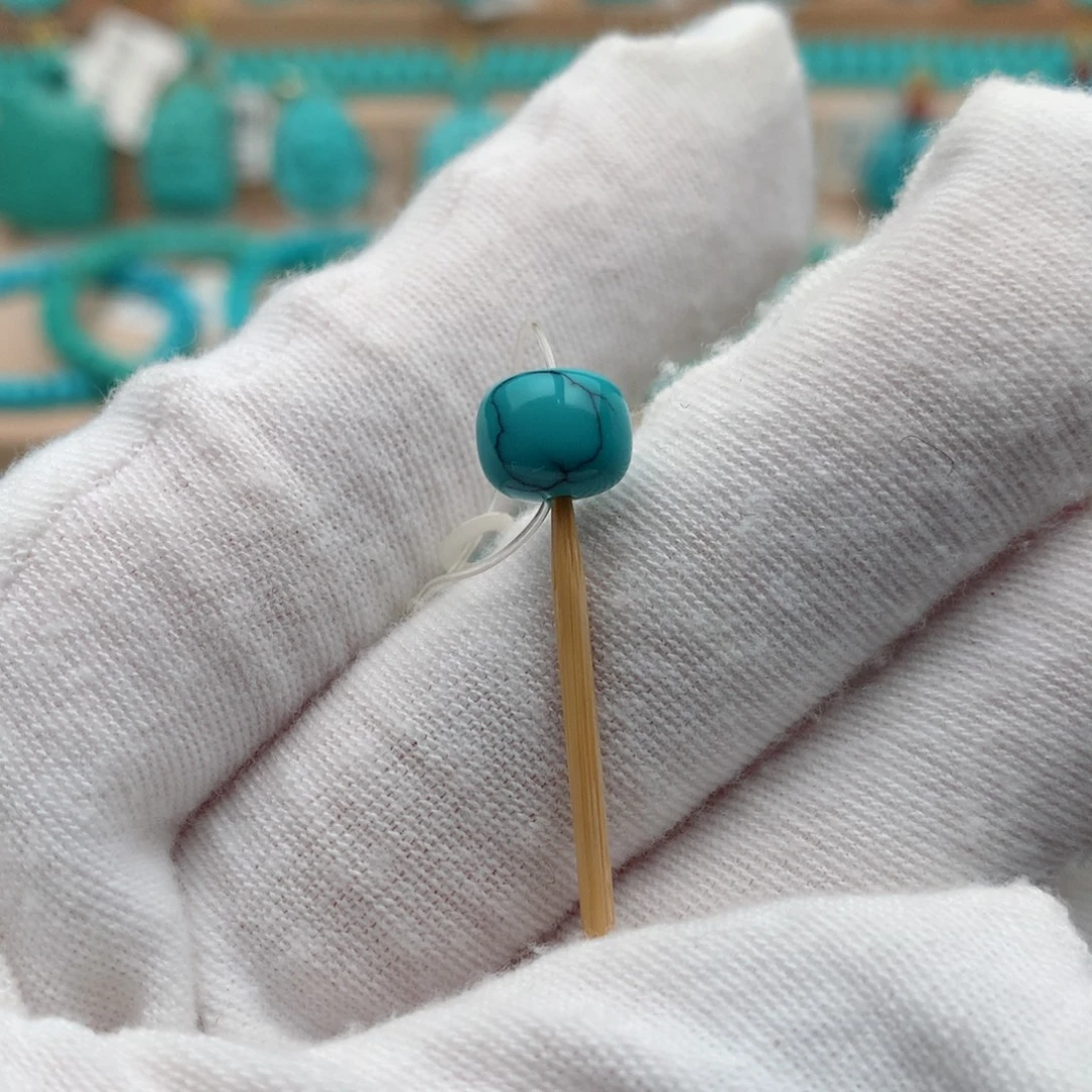 冰***式绿松石未镶嵌珠宝奇石