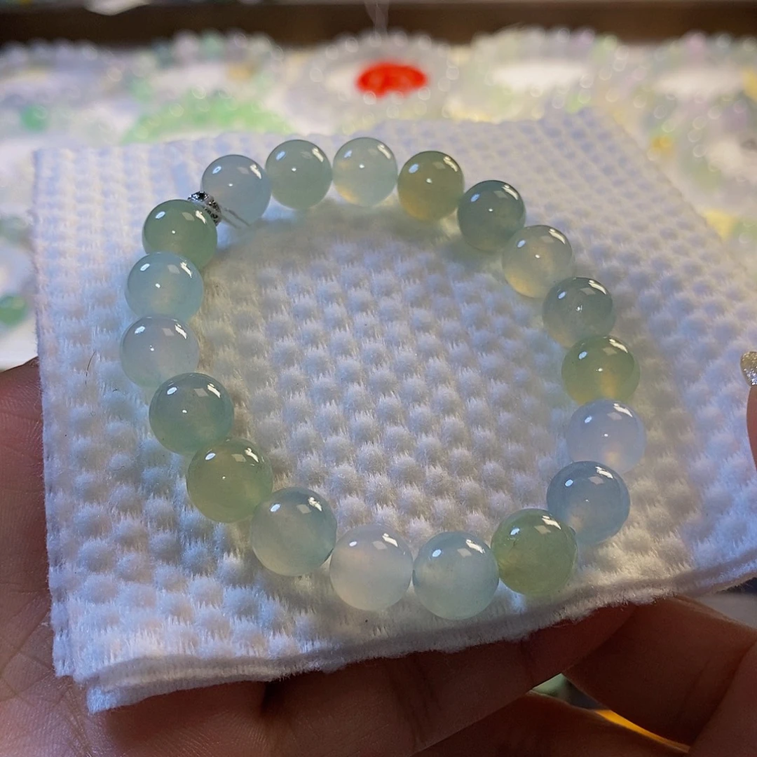 定制翡翠未镶嵌翡翠.