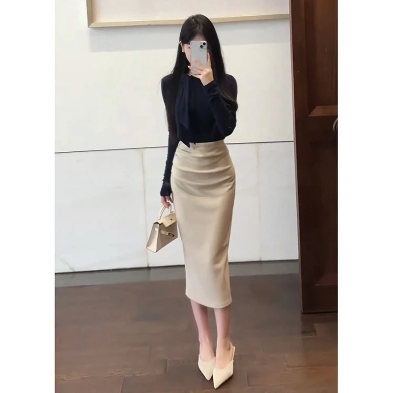 2025秋季新款港风复古高级感盐系轻熟系上衣半身裙气质两件套女