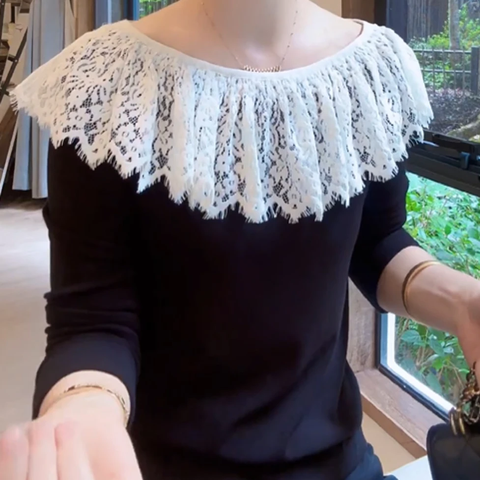 韩版蕾丝拼接荷叶领斜肩一字领T恤女2025秋新款洋气显瘦气质上衣