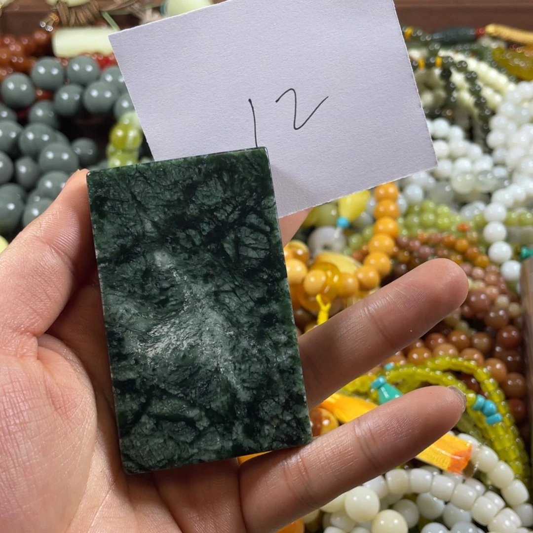 未镶嵌蛇纹石玉手链