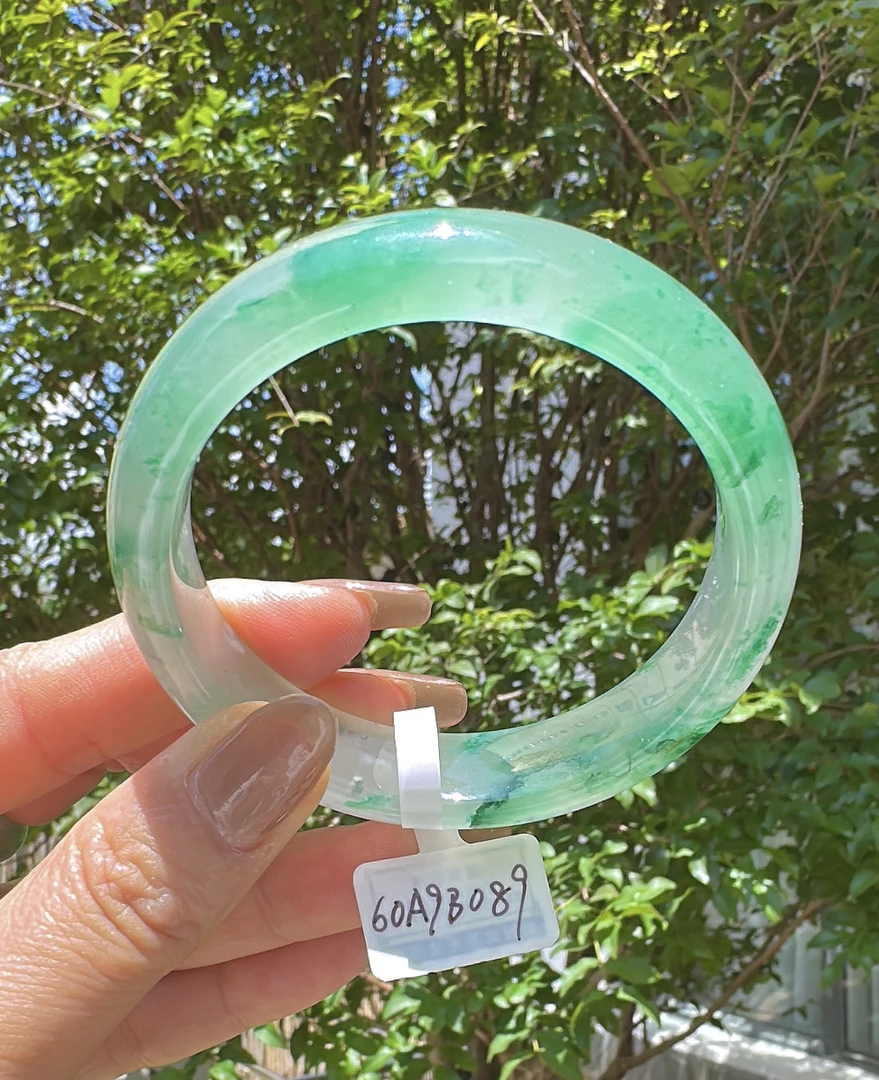 非洲翠晴水冰飘花手镯