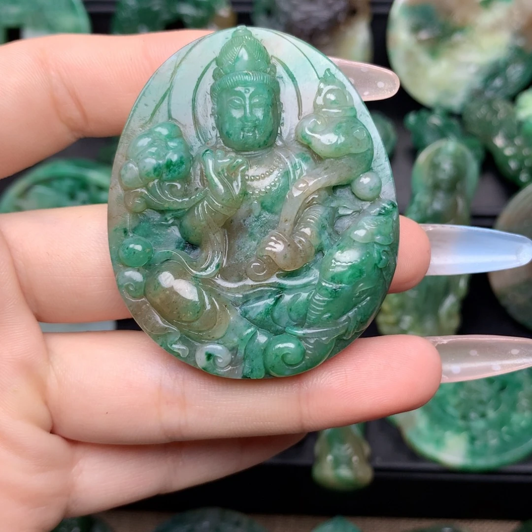 未镶嵌独山玉颈饰