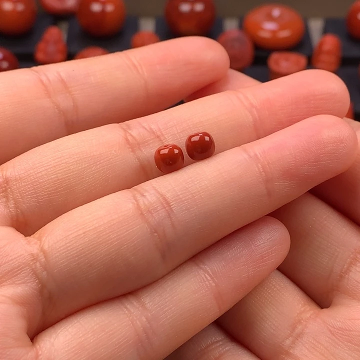 南红玛瑙未镶嵌老型对珠5.5MM