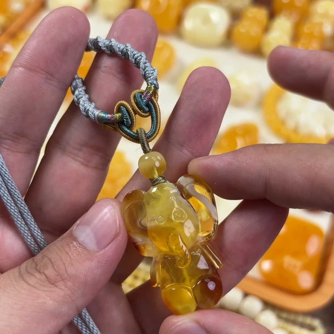 裸石蜜蜡未镶嵌象宝宝