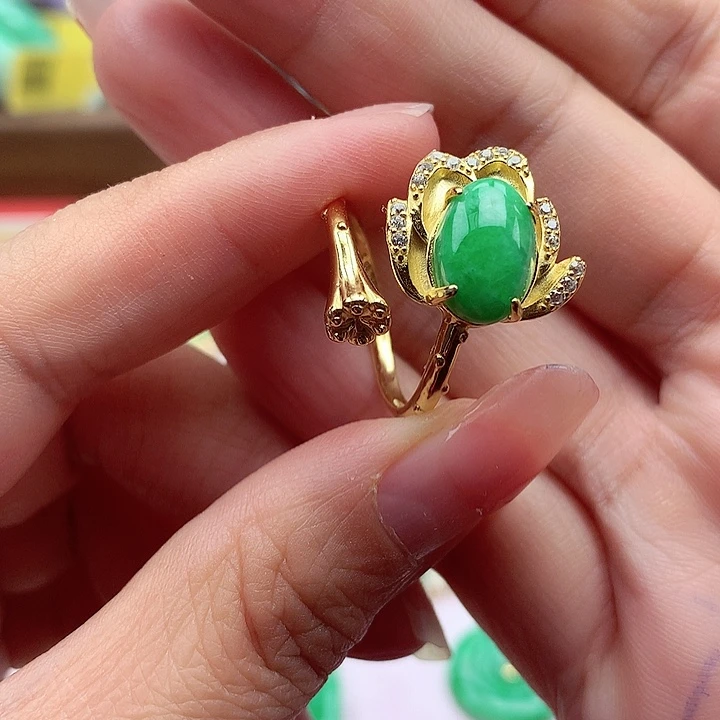 翡翠颈饰银S925镶嵌翡翠