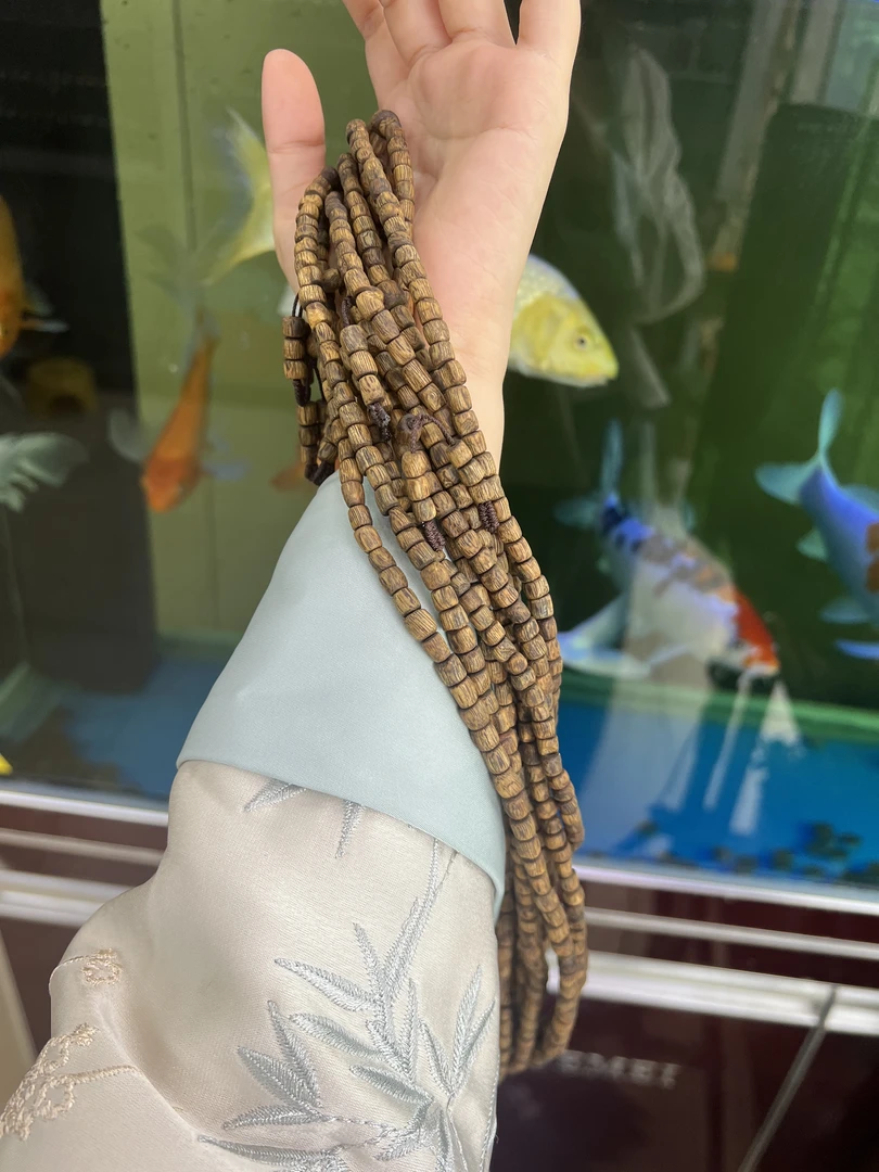 沉香金沙叶竹节随型多圈108沉香手串多样性发一
