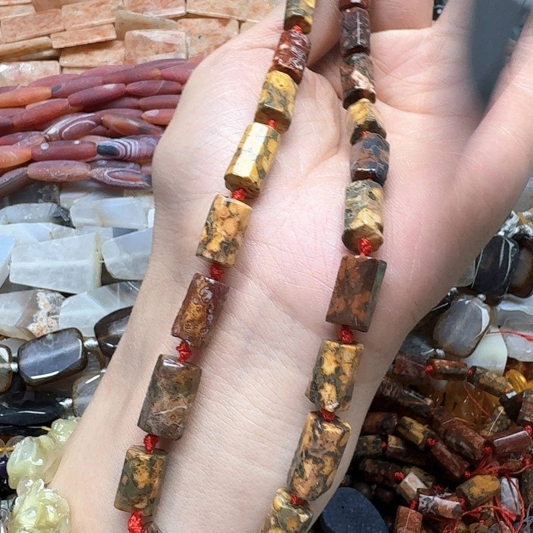 玛瑙/玉髓未镶嵌珠宝半成品一条8x13m红豹皮管珠