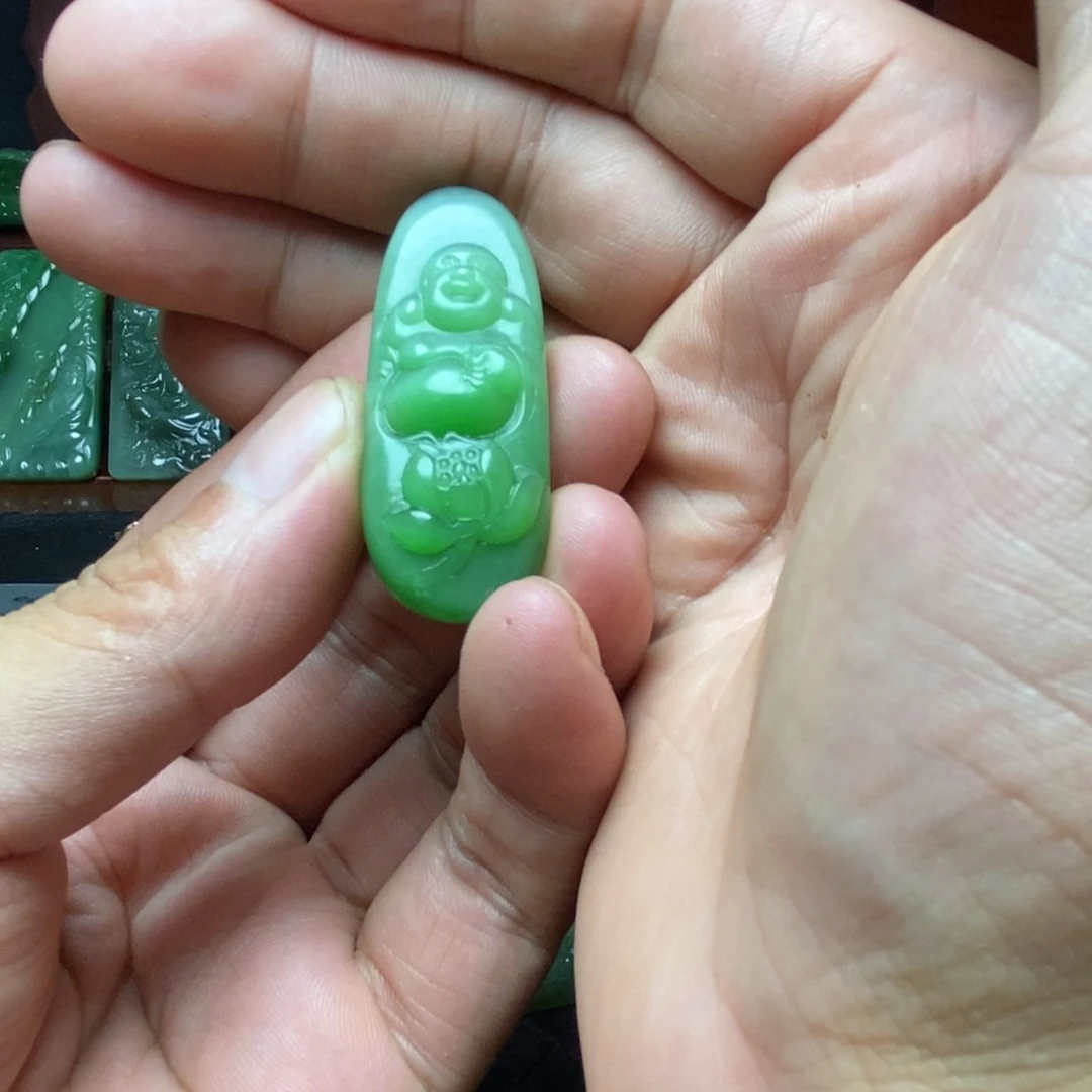 哎***！未镶嵌和田玉（碧玉）挂件