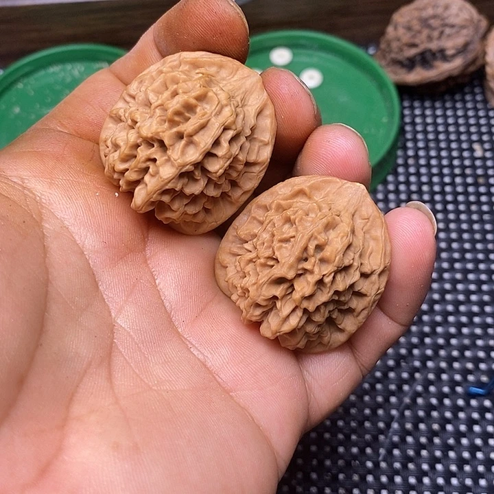 崔***坤猴头核桃吊坠核桃吊坠9
